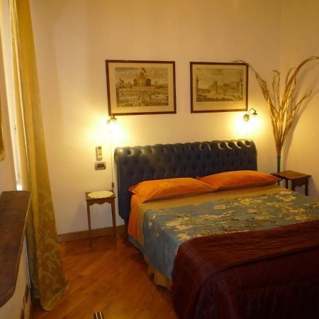 Residenza Mucha Apartamento Roma Habitación foto