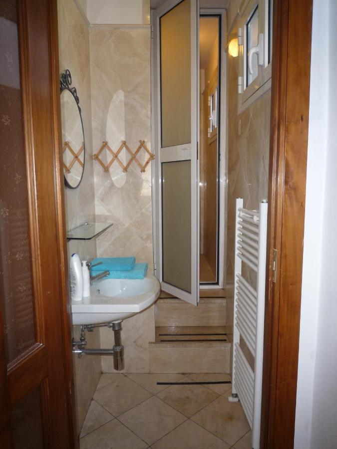 Residenza Mucha Apartamento Roma Habitación foto